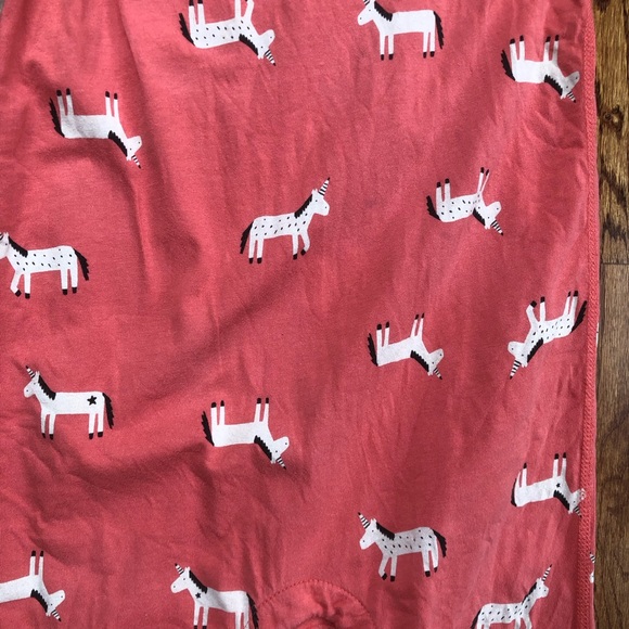 Hanna Andersson Unicorn Romper - Picture 3 of 12
